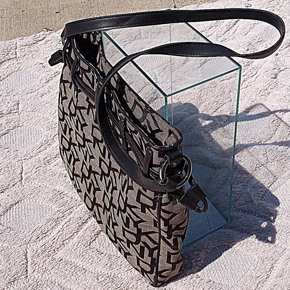 DKNY Monogram Print Brown Crossbody Shoulder Purse - Picture 5 of 12